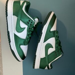 Nike Dunks